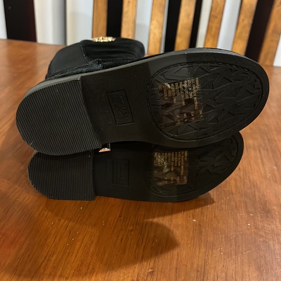 Michael Kors Emma Lily black velour Boots new Girls Toddlers Size 11 - Picture 8 of 11